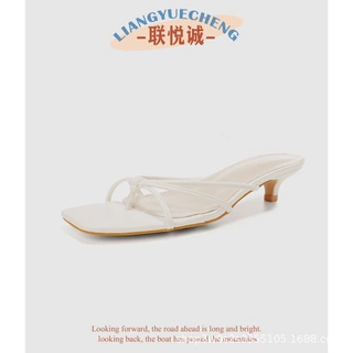 绝美凉拖拖鞋女外穿夏2026新款简约不累脚小猫跟方头女士细带凉鞋