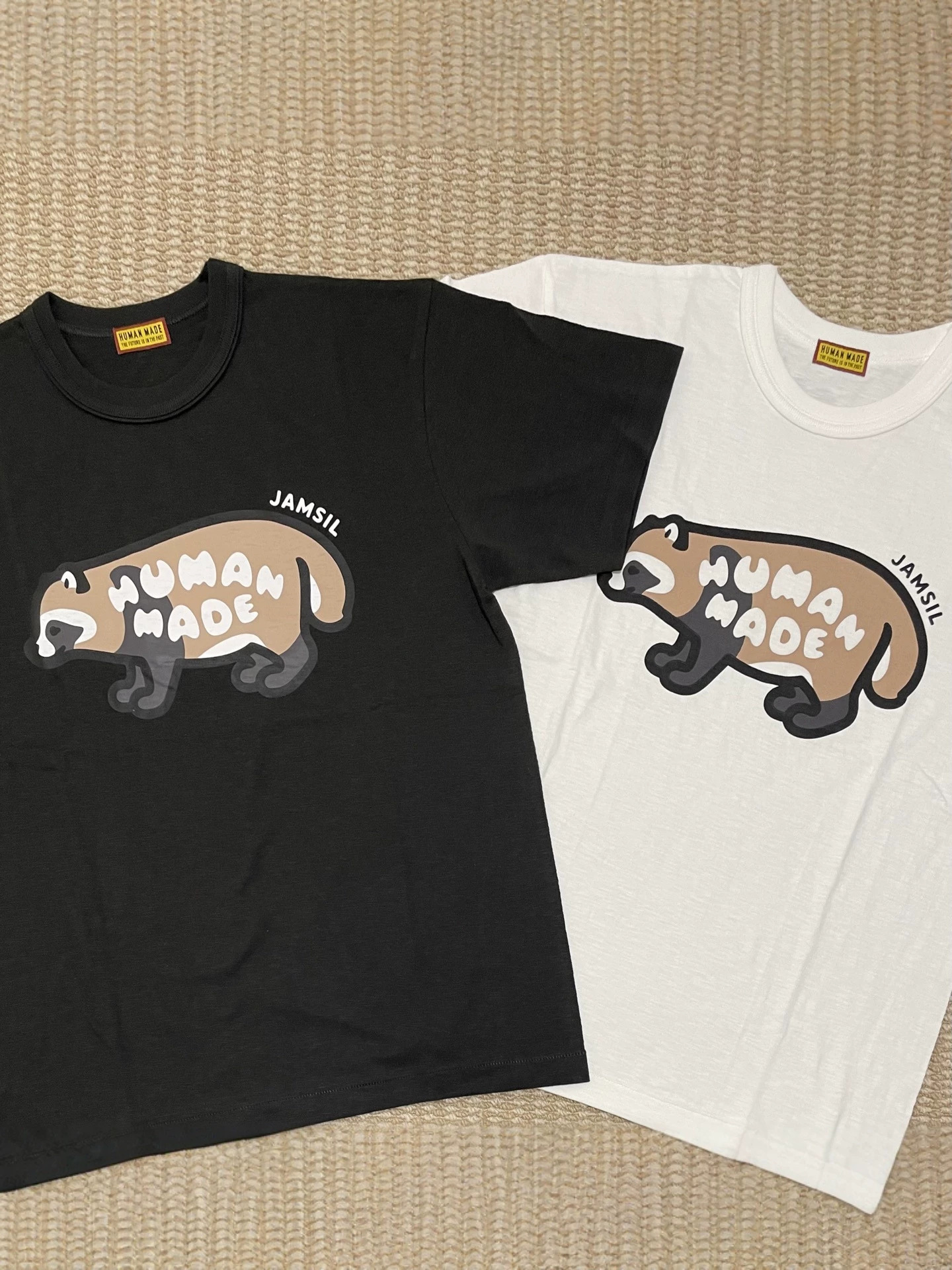 แบรนด์แฟชั่นข้ามพรมแดน human made รุ่นเดียวกันสำหรับชายและหญิง ตัวเสื้อทรงหลวม ผ้าฝ้ายไผ่ เย็บเป็นท่อนกลมไร้ตะเข็บ พิมพ์ลายการ์ตูน