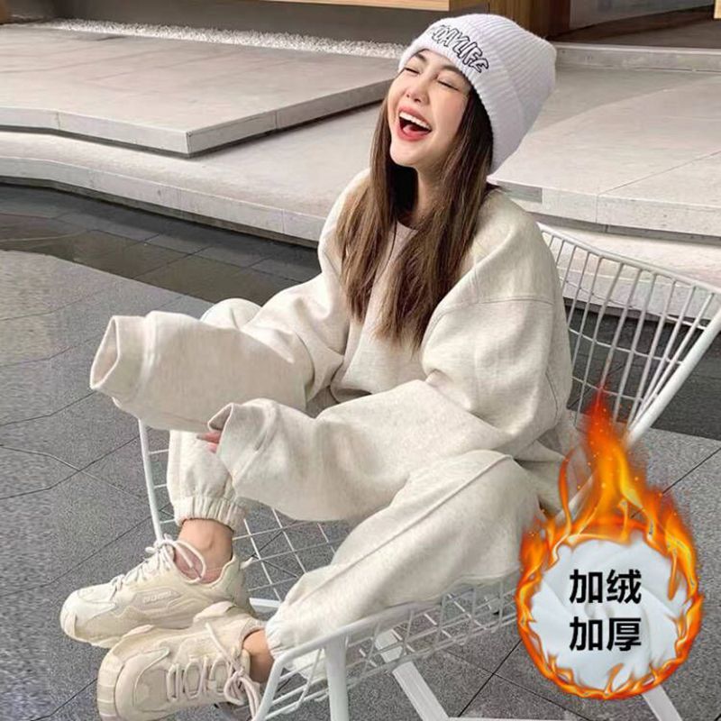 2025 Fleece-Lined Thickened Autumn and Winter Casual Sports Suit for Women, Trendy and Youthful Loose Sweatshirt and Pants Two-Piece Set