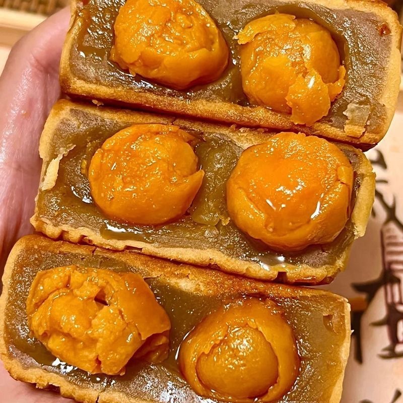 双蛋黄莲蓉月饼广式月饼老式中秋月饼咸鸭蛋莲蓉月饼企业团购批发|undefined