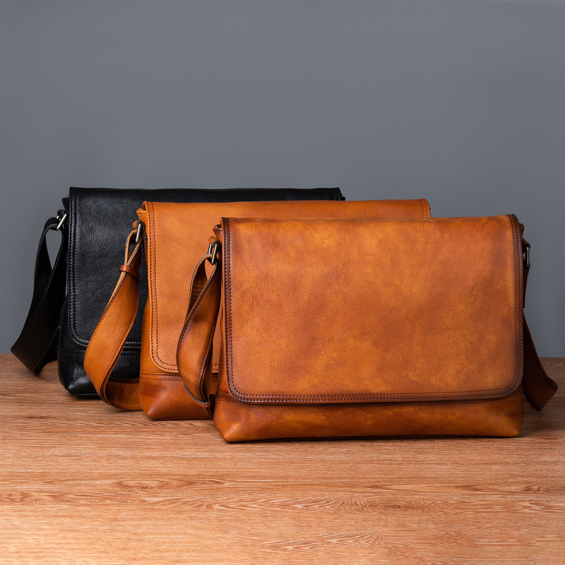 Vintage Casual Crossbody Bag Made from Top-Grain Vegetable-Tanned Cowhide Leather