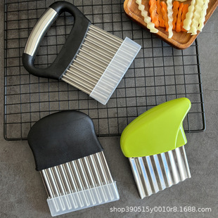 ���P��ǉ������е��๦�ܼӺ񲨼y��������Ƭ����ʽ�в�����l��