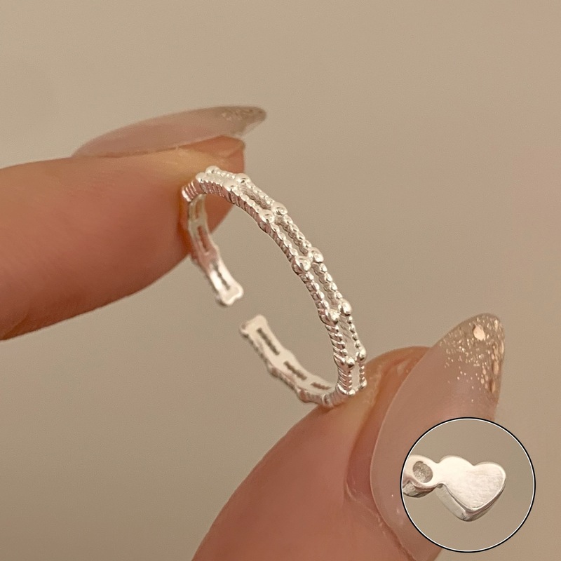 Xiaohongshu 新製品 S925 スターリングシルバーリング女性の夏インスタイルハイエンドニッチライト高級非退色シルバージュエリー|undefined