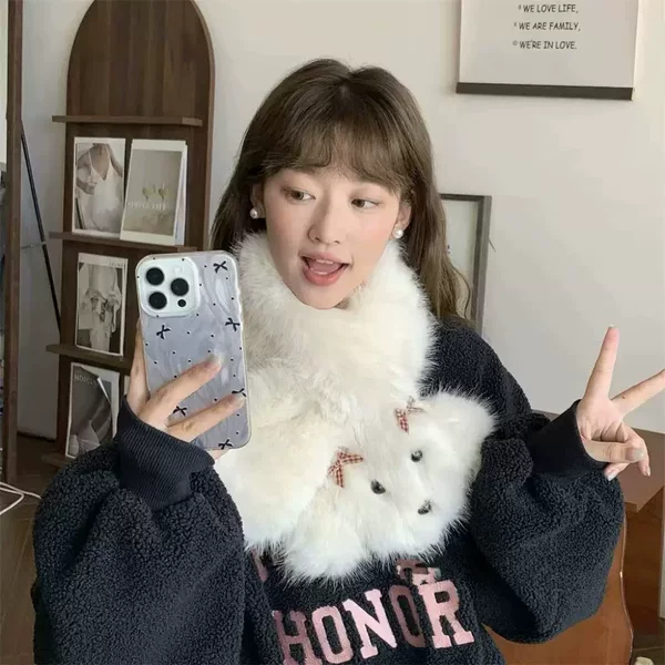 Cute plush puppy bow scarf for women, white, warm, versatile, neck-protecting, cross-over style, small size, new autumn/winter collection
