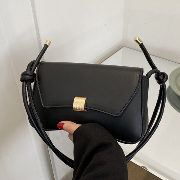 Fashionable 2025 Autumn New Style Women's Personalized Shoulder Crossbody Bag Niche Design Casual Casual Baguette Bag