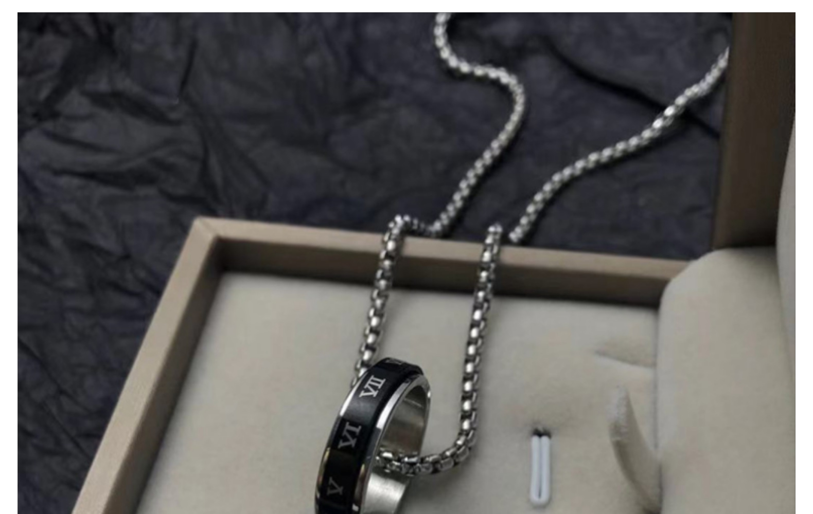 Collana con ciondolo digitale greco con anello stile Instagram per coppia di personalità hip-hop da uomo e da donna_voghion.com