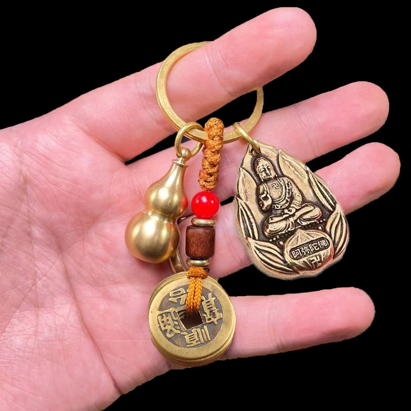 伟德bv1946官网轰6J新增两个侦察吊舱作战半径延伸到3500公里