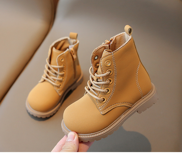 Martin da ragazza 2024 autunno nuovi bambini stile inglese sottile scarpe da ragazzo stivali in pelle per prestazioni studentesche_voghion.com