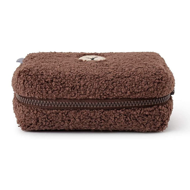 ����ë�޻�ױ���ɰ�Ůʿ�������ð�����޻�ױ����Я��ױ��