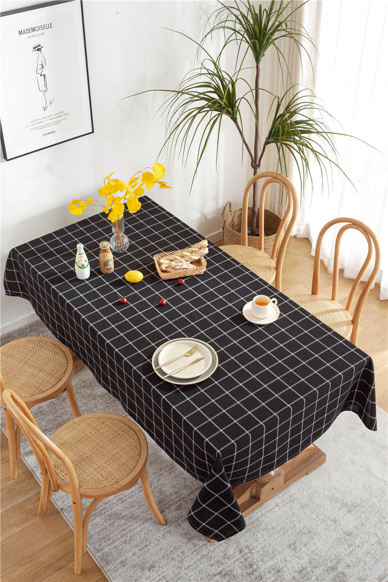 Tovaglia rettangolare geometrica a quadri a doppia linea in cotone-poliestere con bordo arrotolato, ideale per tavoli da pranzo e tavolini da caffè._voghion.com