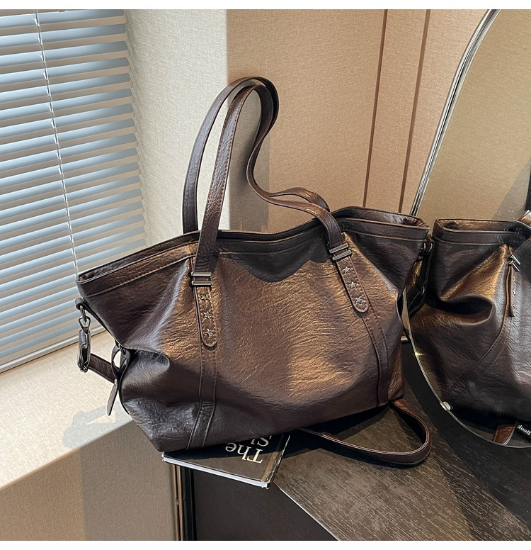 Cross-border large-capacity tote bag for women 2024 New style fashionable single-shoulder bag, retro simple casual crossbody bag for women undefined