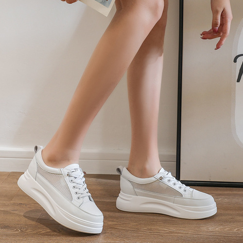 Women's single shoes, thick-soled sneakers, flat-soled shoes, women's casual lightweight height-increasing women's shoes, trendy new leather white shoes