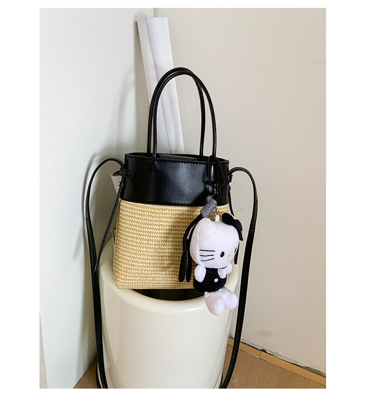 Korean style simple and fashionable woven mobile phone bag for women 2025 summer new seaside vacation crossbody straw woven bucket bag undefined