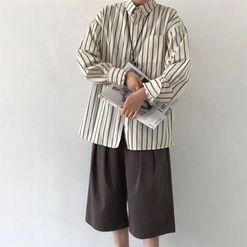 카키 뜨거운 돈