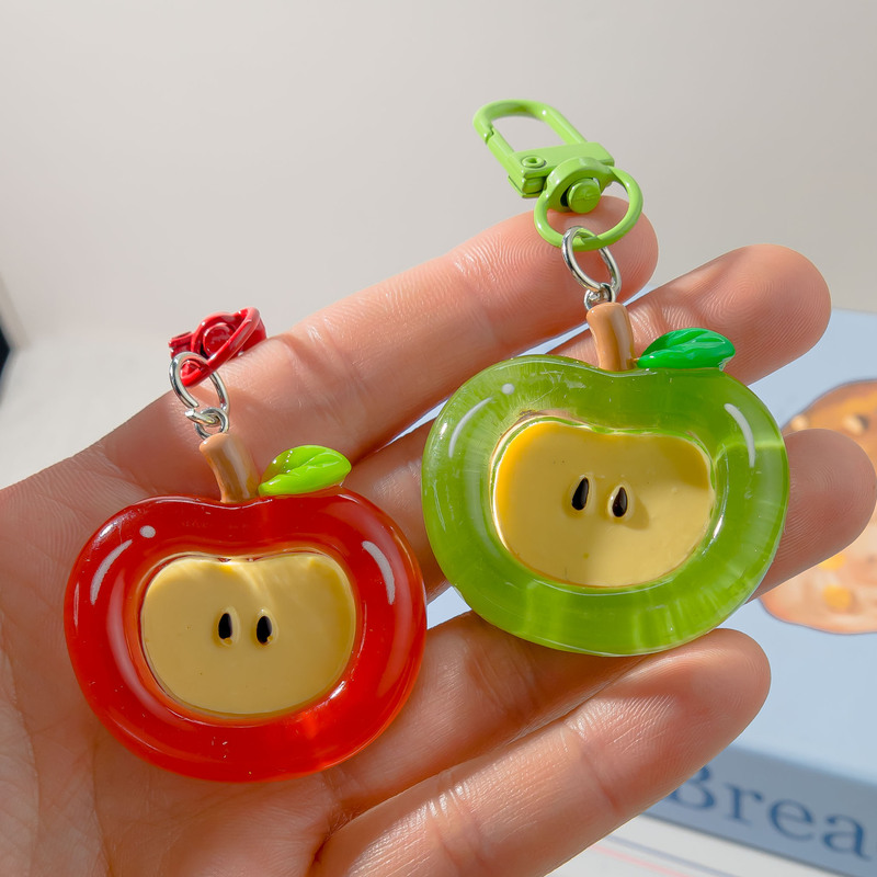 Color buckle K26 Delicious Big Apple Keychain Sweet Cute Cartoon Pendant New Couple Jewelry Women's Boudoir Color buckle K26 Delicious Big Apple Keychain Sweet Cute Cartoon Pendant New Couple Jewelry Women's Boudoir