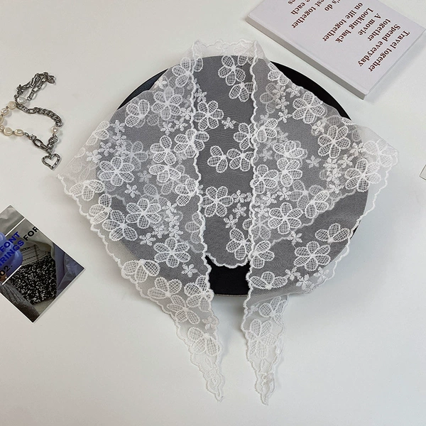 Lace scarf solar-powered