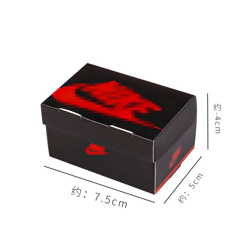 검은 신발 상자