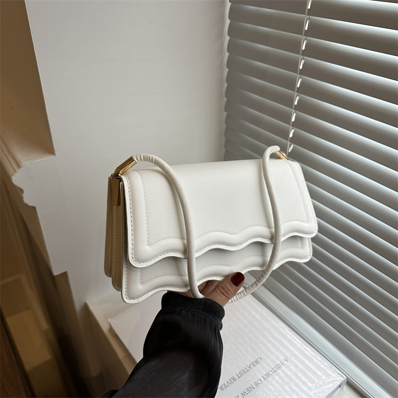 Bolso de hombro retro 2024 primavera y verano nuevo color caramelo estilo estilo estilo extranjero literatura y arte minimalista bolso bajo la axila bolso pequeño