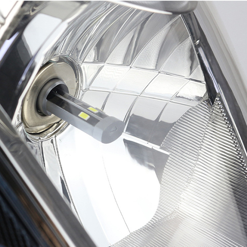 T60 lámpara de automóvil y motocicleta faro LED reformado faro alto y corto luz integral luz blanca super brillante