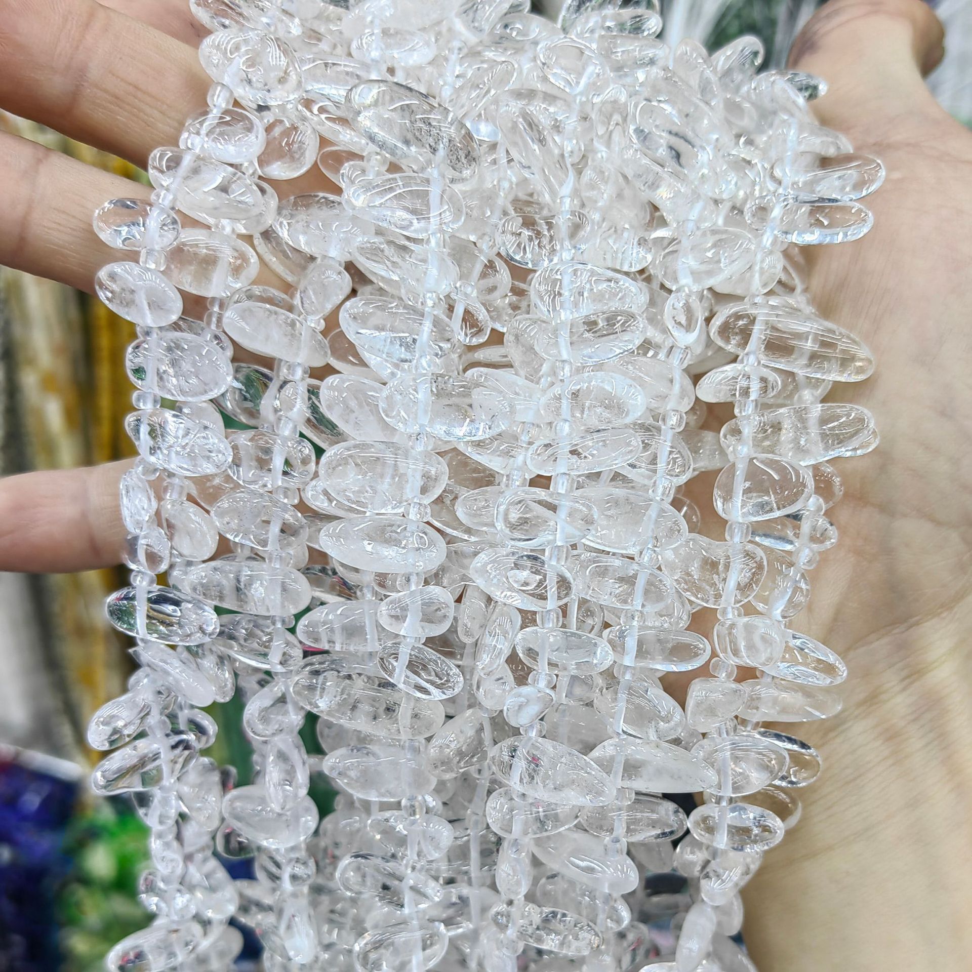 Piedra natural cristal piedra triturada amorfa agujeros laterales heterogéneos semiacabados joyería DIY perlas al por mayor