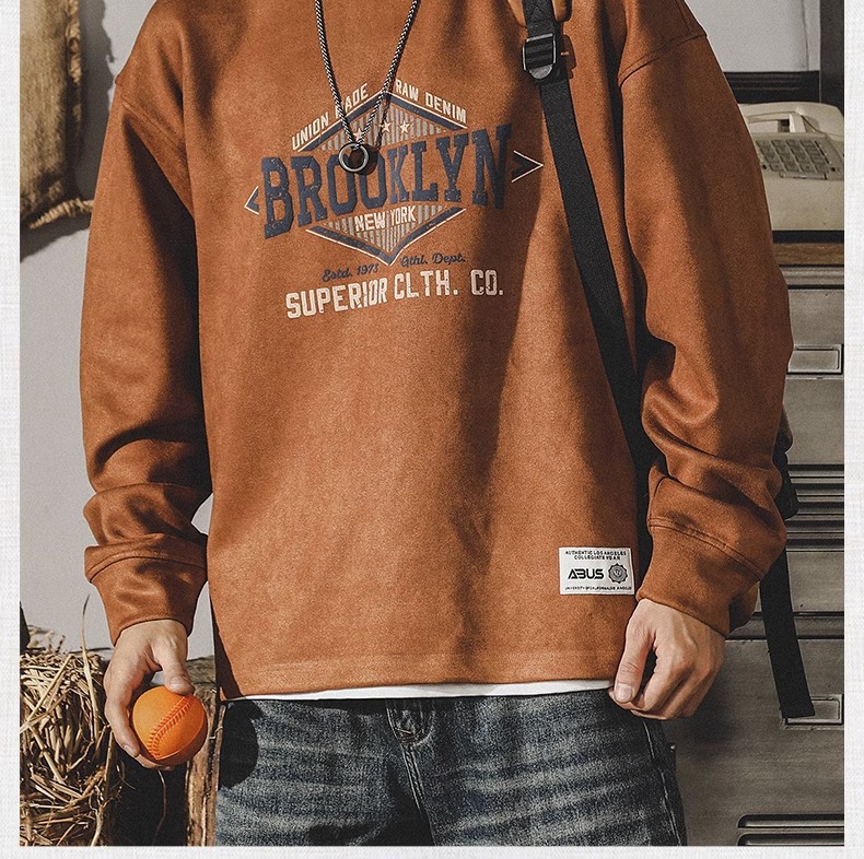 Sweatshirt masculino em camurça estilo retro americano largo_voghion.com