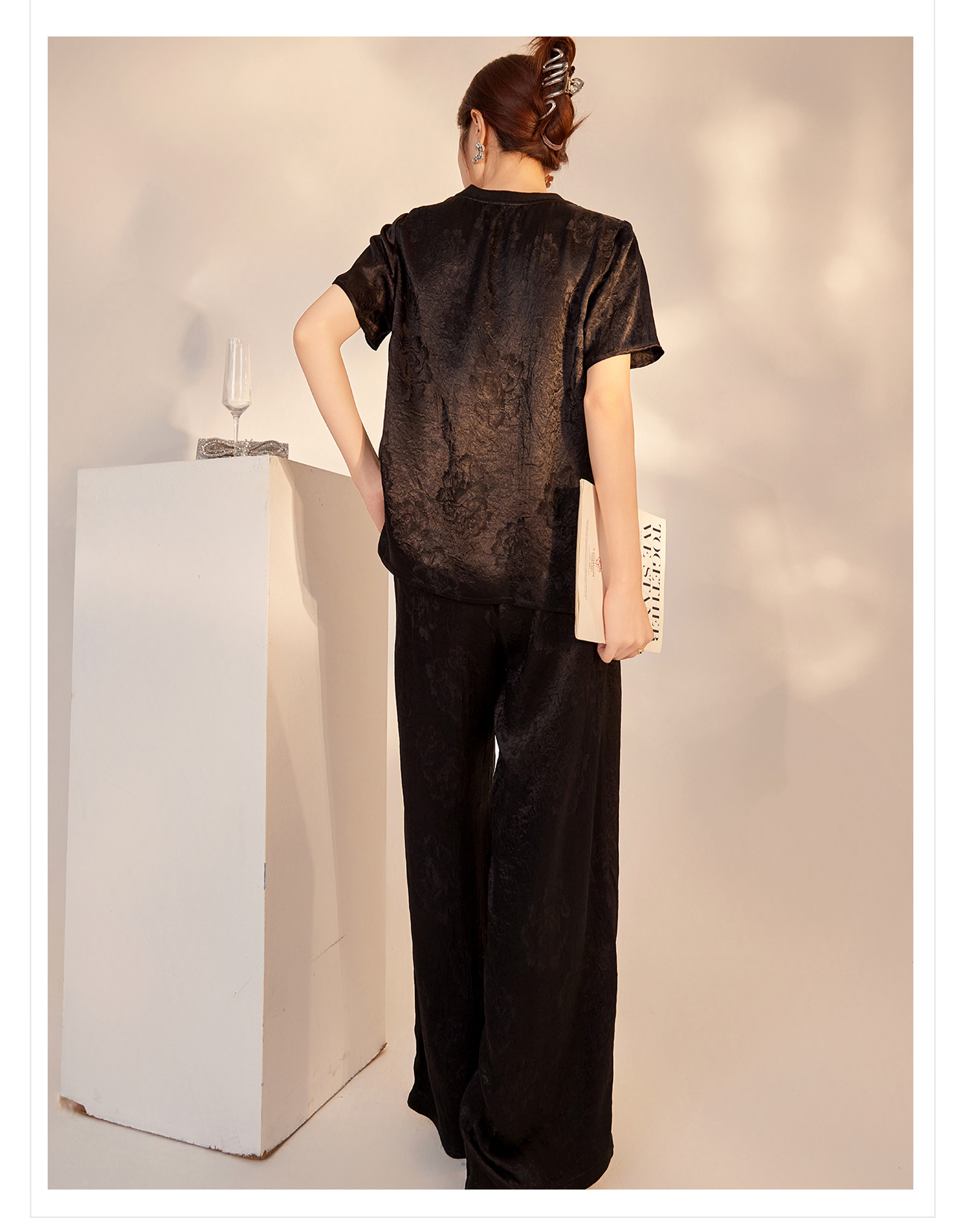 Áo kiểu Trung Quốc mới tay ngắn thêu hoa văn jacquard vải acetate thon gọn — Màu đen, Màu vàng, Màu hồng, Màu mơ chi tiết 36