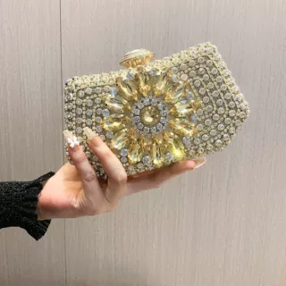 新款跨境外贸时尚镶钻晚装包水钻包包闪钻手拿包婚宴会礼服晚宴包