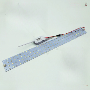 �Α�C�C�A���lV�YƷ̨��12V픟�10�������220Vled����1���ޙC�C