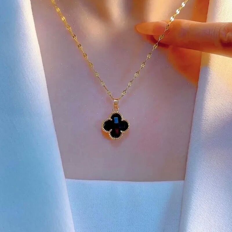 New Four-leaf Flower Titanium Steel Necklace Women's Temperament Sexy Necklace Internet Celebrity Lucky Grass Explosions Clavicle Chain Not Falling New Four-leaf Flower Titanium Steel Necklace Women's Temperament Sexy Necklace Internet Celebrity Lucky Grass Explosions Clavicle Chain Not Falling