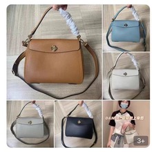 24�ļ��¿�F�Ҷ�������֦�yţƤ���w���e�μ�б������ͨ��Ů��