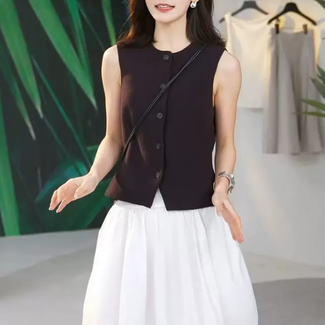 C家标准版型圆领针织马夹深棕色简约坎肩26夏季新品1277766004