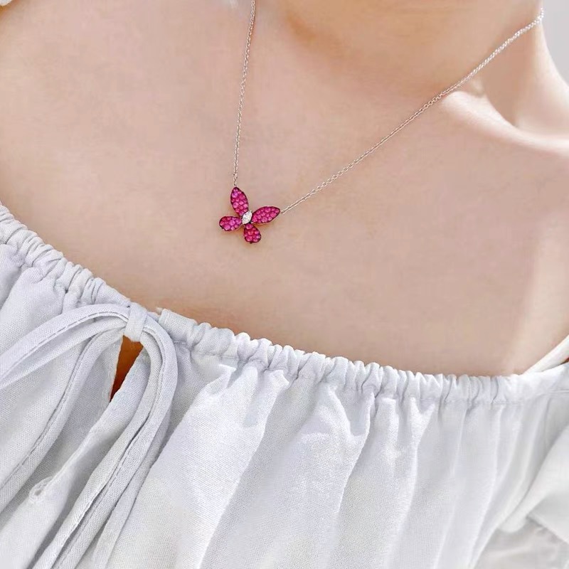 Fashion Butterfly Copper Inlay Zircon Pendant Necklace 1 Piece
