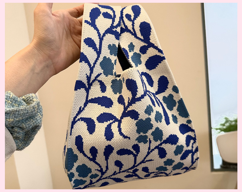 120g Weight Polyester Lining Material Multicolor Fashion Element Open Closure Type Top Handle Strap Type Handbag Bags Type Daily Occasion Polyester Material Flower Pattern All Seasons Season Women's Gender Streetwear Style Square Shape Mini Size Women's Mini Polyester Flower Streetwear Multicolor Square Open Handbag