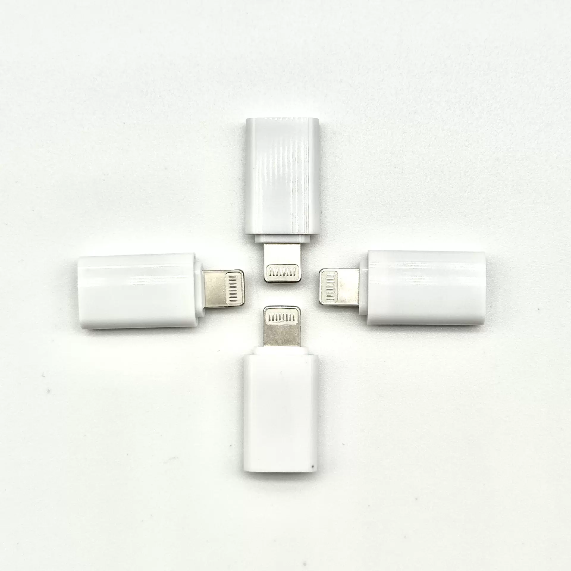 适用type-c转苹 果转接头lightning手机充电数据iPhone转换头批发