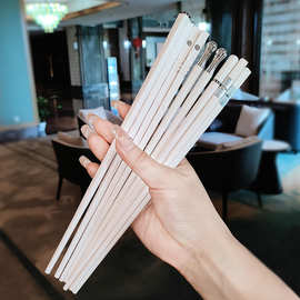 【老板娘自用轻奢款】北欧风筷子家用耐高温一人一筷分餐筷合金筷