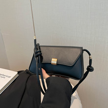 �������eС����Ů2025�ļ��¿���μ����ϵ�r�� totebag��