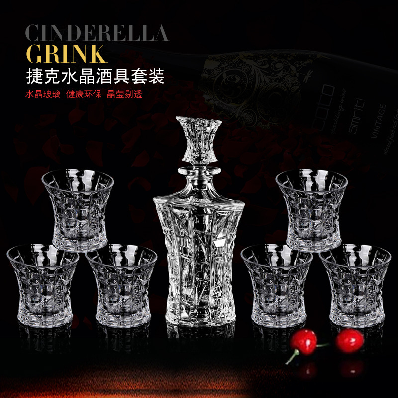 Comercio exterior transfronterizo suministro de alta calidad de vidrio de cristal checo whisky taza de vino casero decanter set de vino