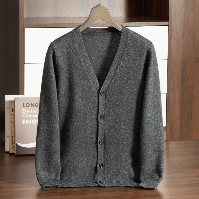 Autumn and winter men's cashmere knit cardigan men's trend V-neck sweater to wear thick warm men's coat top