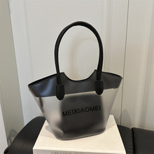 �ٴ������Ҹ�´����Ů2026�¿�r��PVCͨ�ڰ���ˮ�|�����ذ�