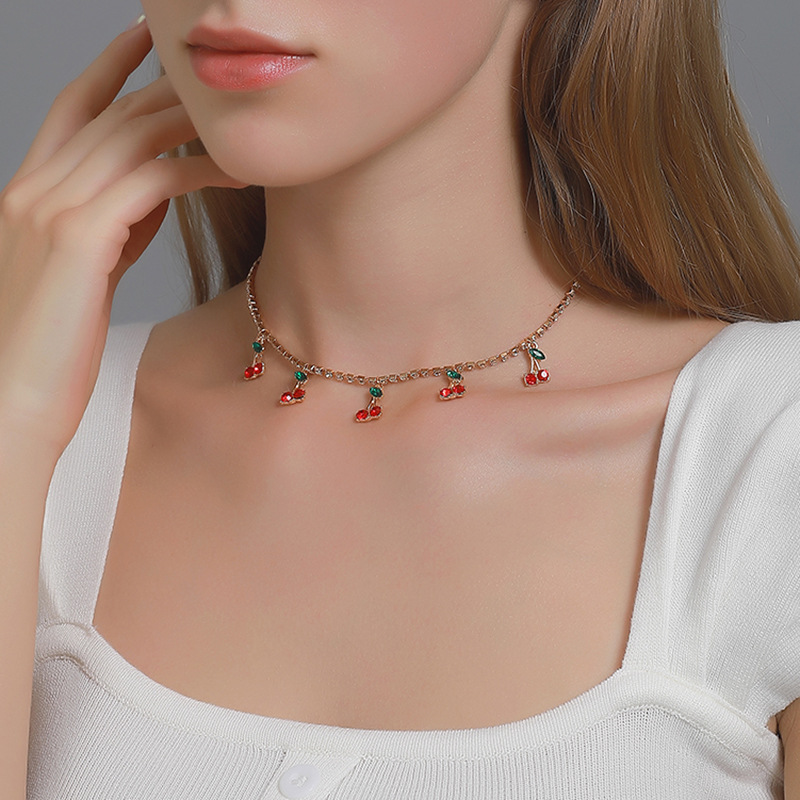 Wedding, Travel Occasion Fashion Peach Cherry Rhinestones Alloy Pendant Necklaces Wholesale