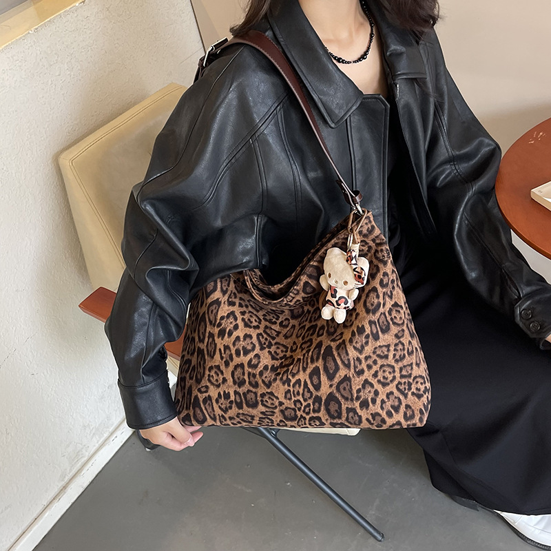 Bolso de hombro retro para mujer, moda otoño 2024, estampado leopardo, gran capacidad para trabajo o diario