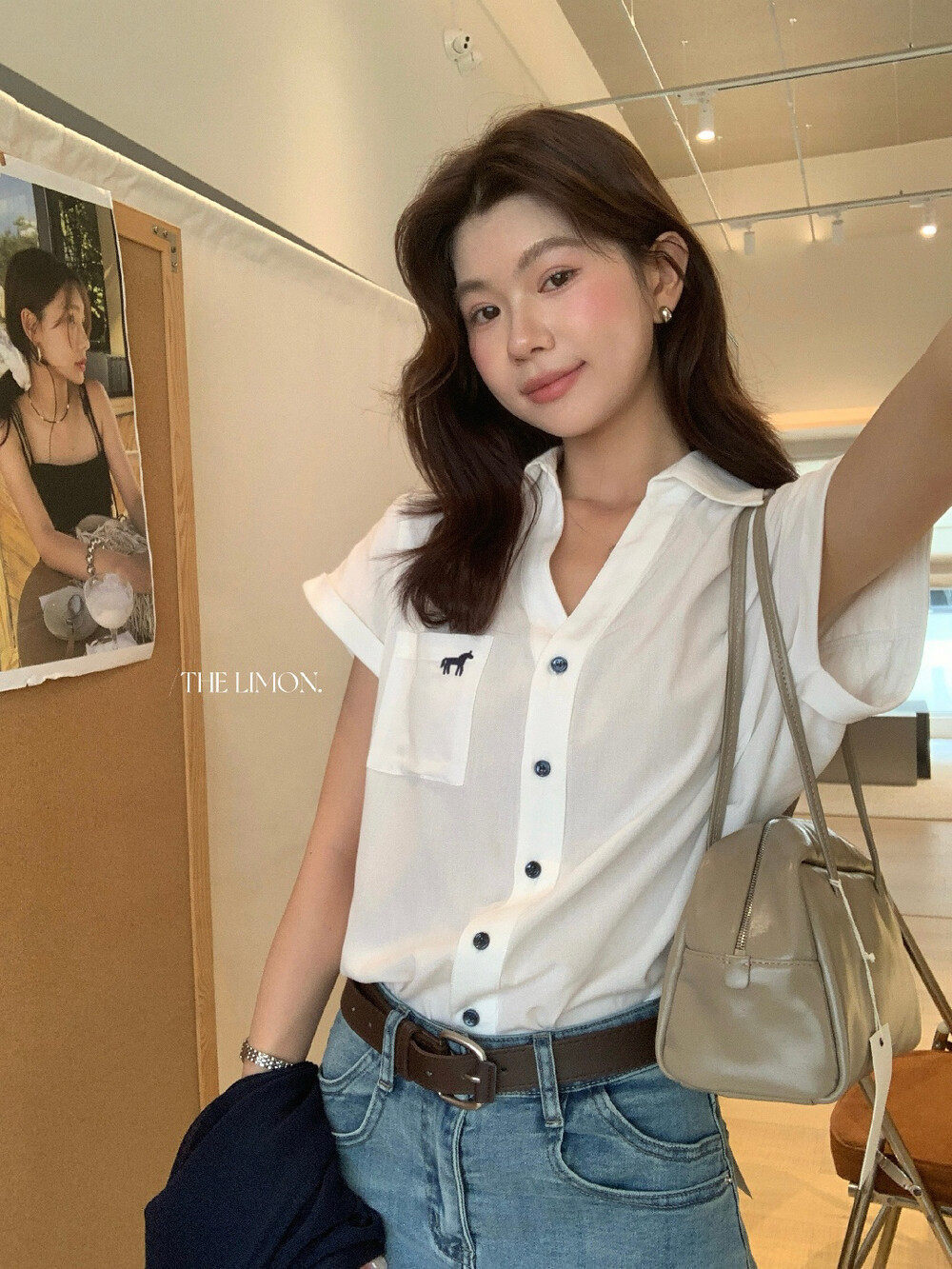 Áo sơ mi nữ tay ngắn cổ bẻ phong cách học viện Hàn Quốc, thêu hoa, dáng rộng — màu trắng, xanh lá cây, màu vàng, Xanh da trờicolor chi tiết 26