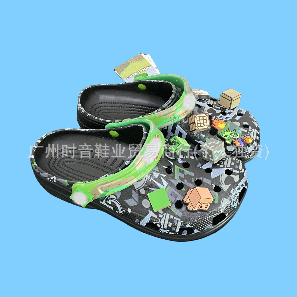 Cross Children's Clogs for Boys and Girls, New Minecraft Style, Non-Slip Soft Sole, Wear-Resistant Sandals, Wholesale