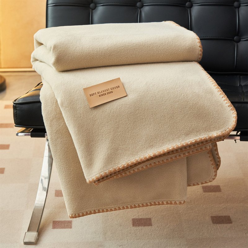 2025 New Alpaca Wool Blanket, Double-Layer Thickened Solid Color Blanket, High-End High-Weight Imitation Cashmere Throw Blanket