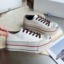 2025新款真皮系带做旧休闲单鞋圆头松糕绒里防滑小白鞋女板鞋