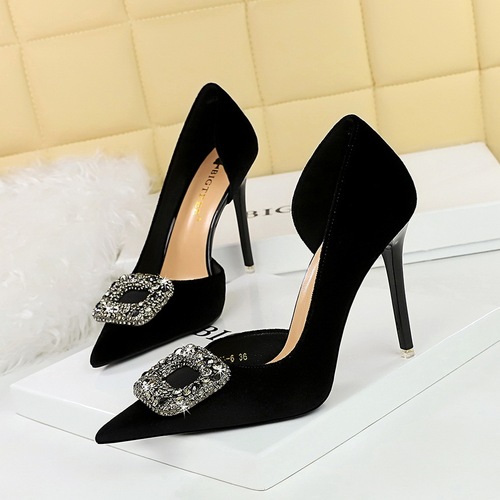 Fashion pointed metal buckle banquet high heels main image 0