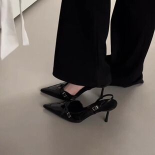 新款高跟凉鞋