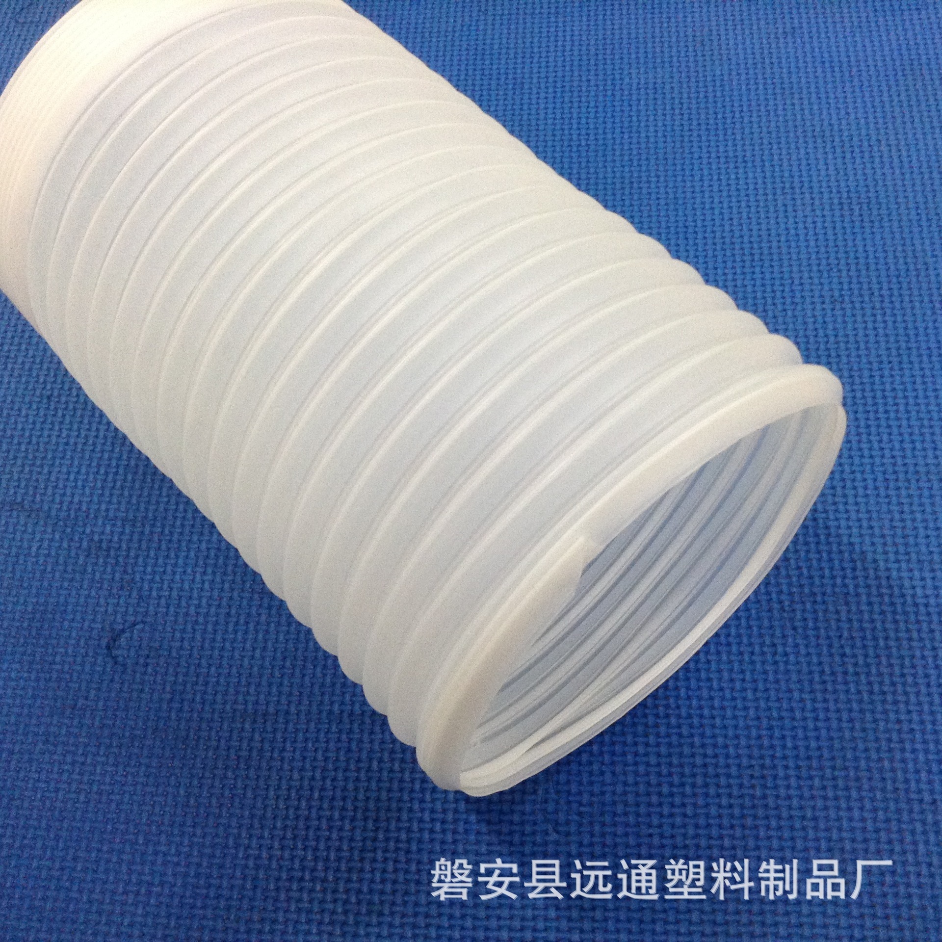 厂家供应白色8英寸LDPE材料缠绕成型易弯曲伸缩波纹管