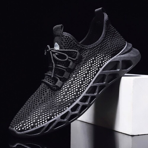 Summer Mesh Shoes for Men 2025 Breathable Flyknit Mesh Casual Sports Shoes for Men with Hollow Design Trendy Shoes for Students