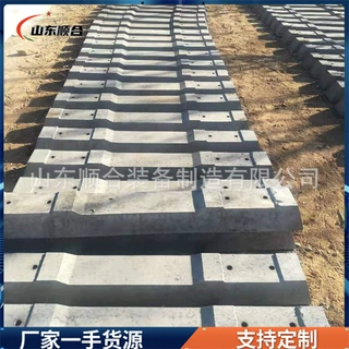 新 II 型轨道水泥枕木 600mm轨距  不易开裂 煤矿水泥枕木 现货